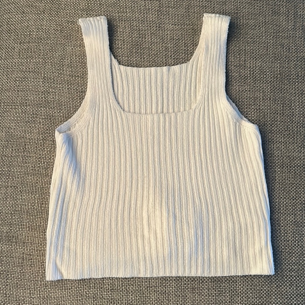 Brandy Melville Cropped Knit Top White